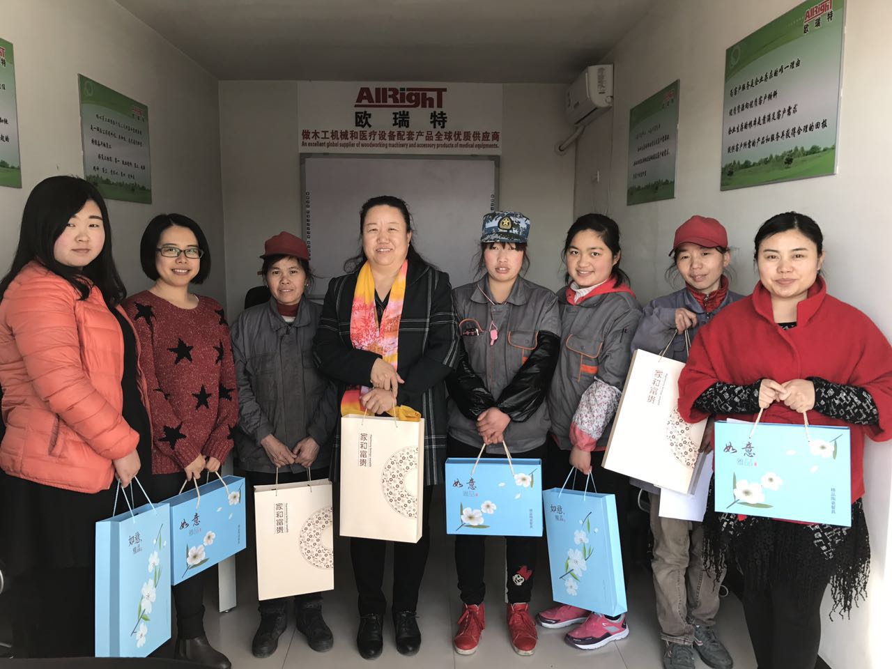 1488962396430111.jpg webwxgetmsgimg (1).jpg